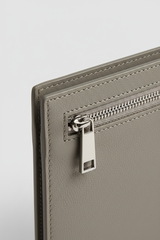 Elite Leather Document Holder in Polar Ash Grey Structured Office Leather – Leather Detail
