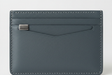 Executive Mini Porte-Cartes in Steel Harbor Glacier, leather and hardware close-up